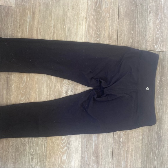 Lululemon Wunder Under Crop Mid rise size 6 - Picture 3 of 6